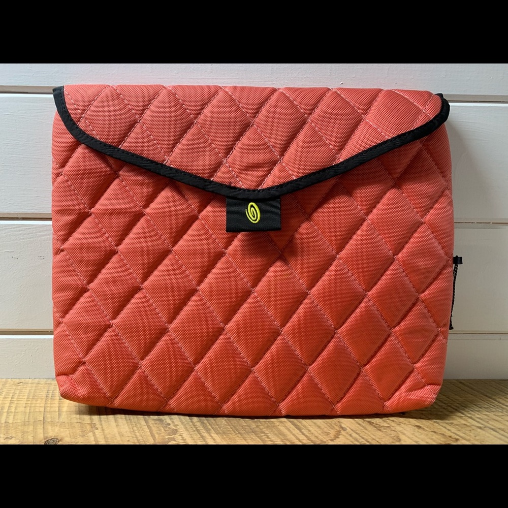 Timbuk2 quilted laptop sleeve padded case